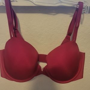 GORGEOUS red VS bra with goldV detail